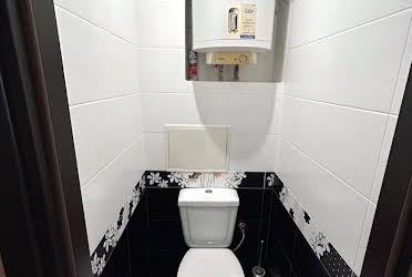 1827017080398446