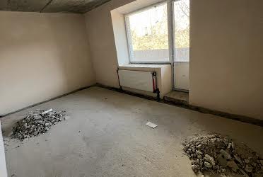 1825924829363046