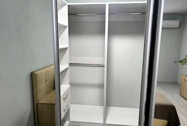 1833806158292465