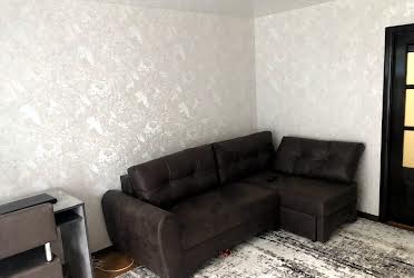 1827856605890479