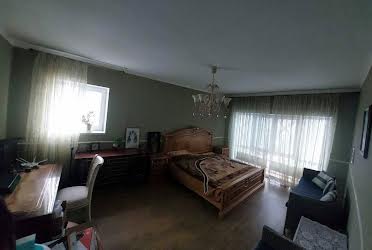 1835929103051488