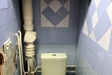 1835647436818499