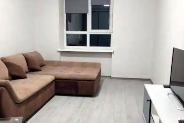 1831563555997503