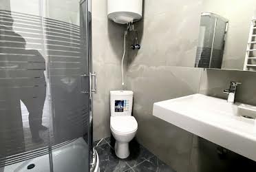 1835062568101506