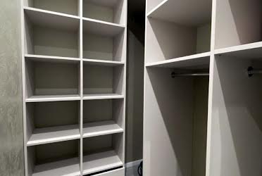 1834707407572507