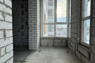 1825655004576517
