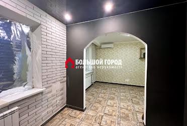 1822849613572524