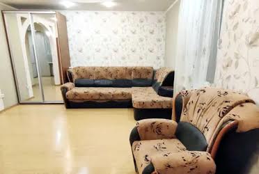 1834972112498525