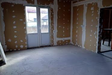 1818697505738053