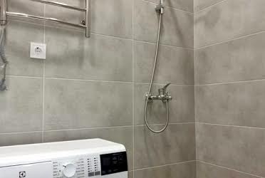 1834560715954532