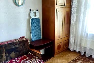 1834719350881536
