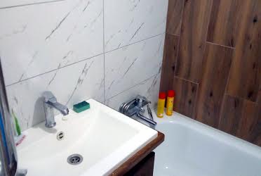 1830946124447055