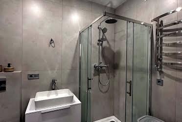 1835163222204553