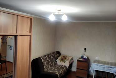 1830824904339560
