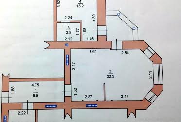 1831902778602561