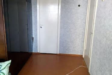 1832576923190561
