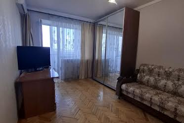 1836457118456562