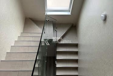 1836343834884564