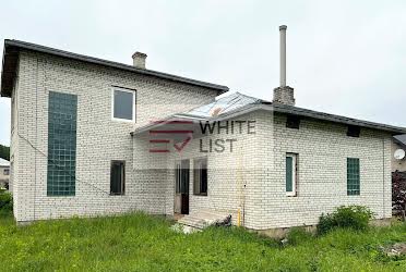 1833172552142565