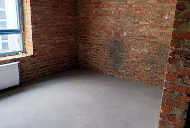 1832182942776568