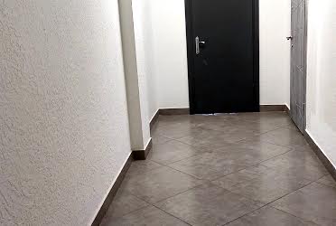 1830923433704572