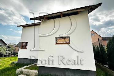 1831646369507579