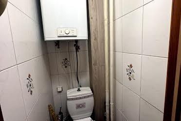 1829465975370583