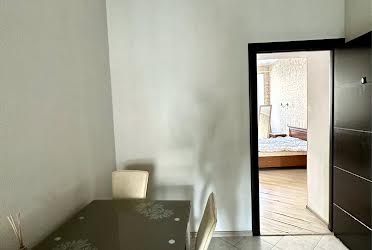 1832533104288584