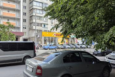 1832799636835588