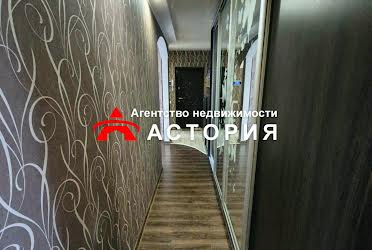 1829826361853059