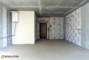 1833445751177059