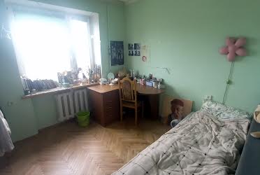 1833562574612592