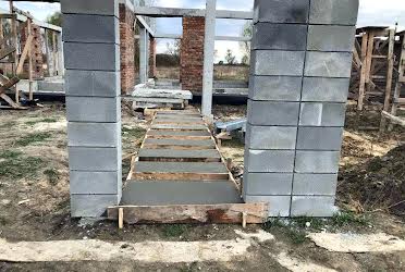 1835737341979593