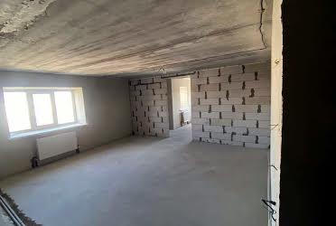 1831625930895597