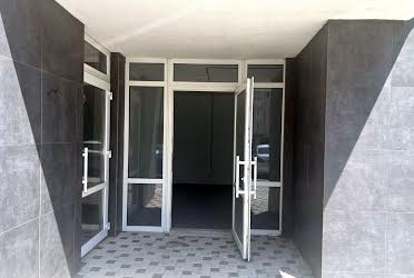 1837000324699597
