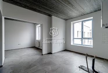 1816322534077602