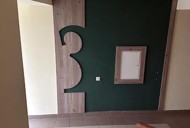 1833999198653602