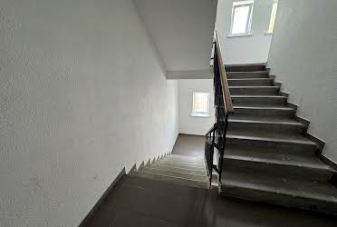 1817056197086608