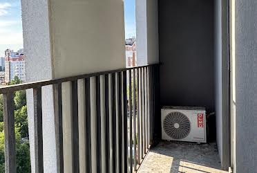 1835815478543611