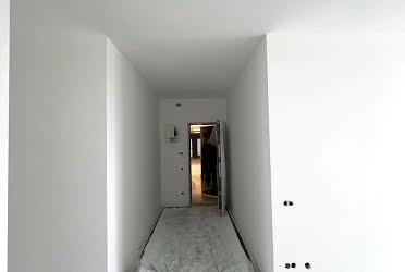 1834290971657629
