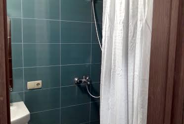 1831404367182632