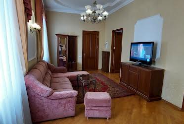 1734558645276640