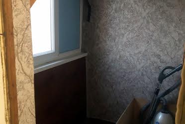 1829469781084640