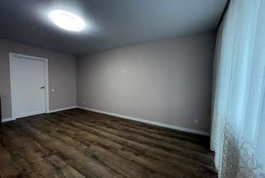 1832818307049650