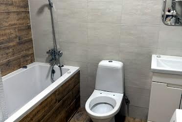 1829557176662652