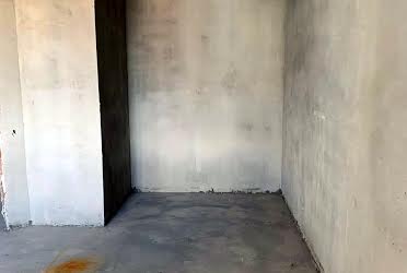 1832835193724657