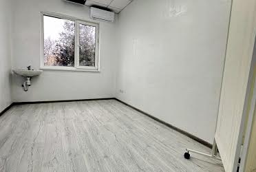 1835570922493661