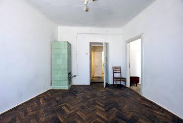1831890147480664