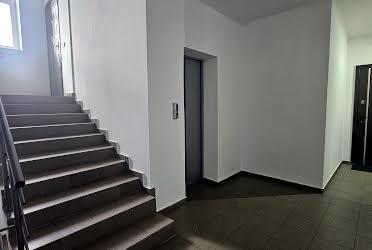 1832548189154677
