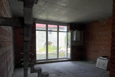 1835990832099677